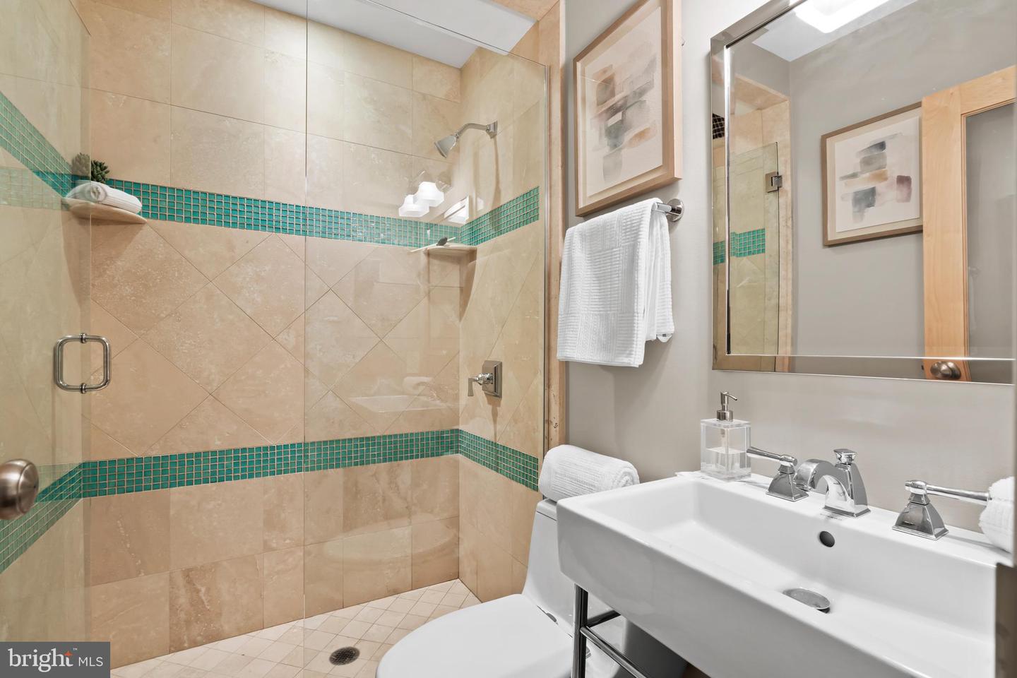 220 W Rittenhouse Sq #18a Property Photo 18