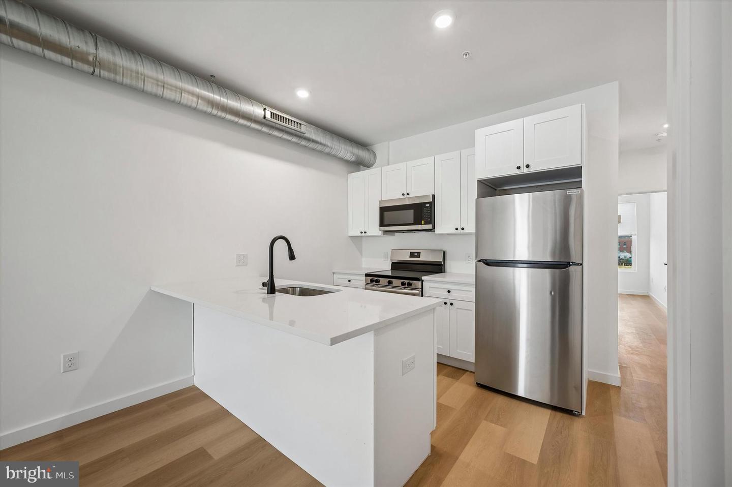 2032 E Lehigh Ave #unit 2 Property Photo 7