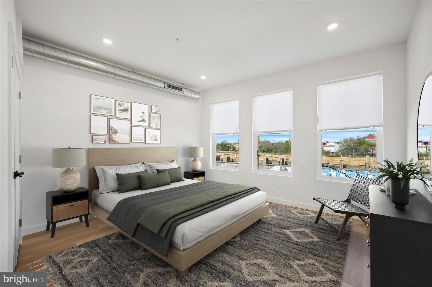2032 E Lehigh Ave #unit 2 Property Photo 9