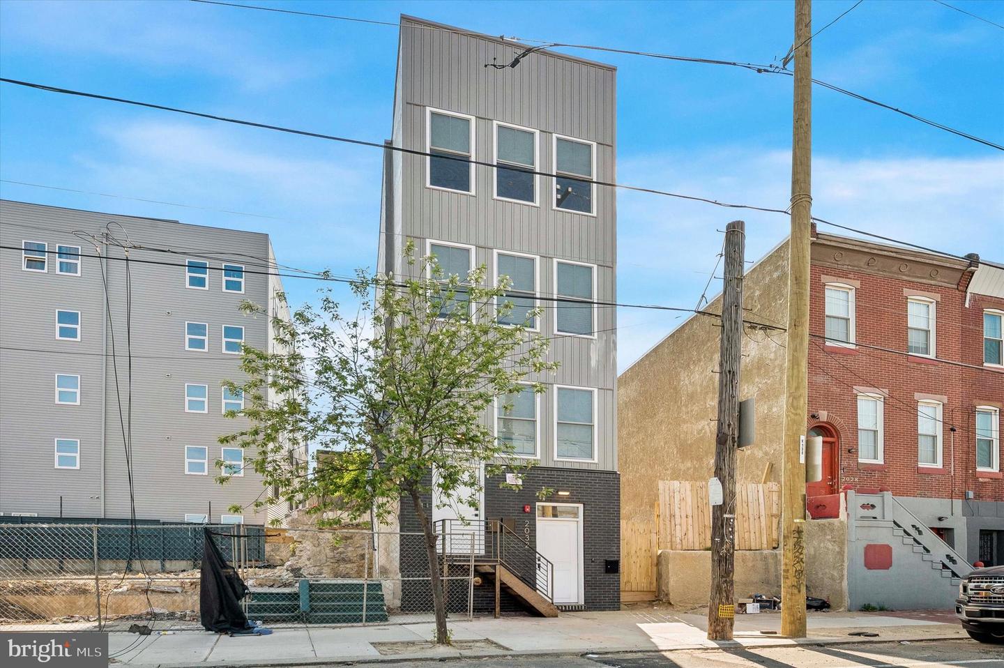 2032 E Lehigh Ave #unit 2 Property Photo 11