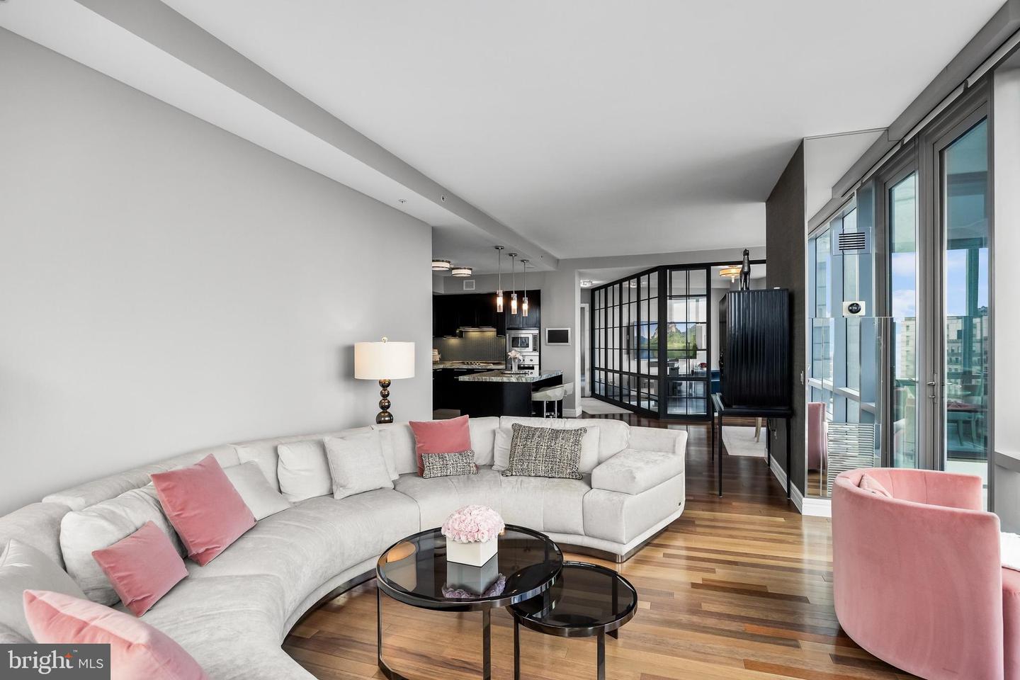 1414 S Penn Sq #36bc Property Photo 8