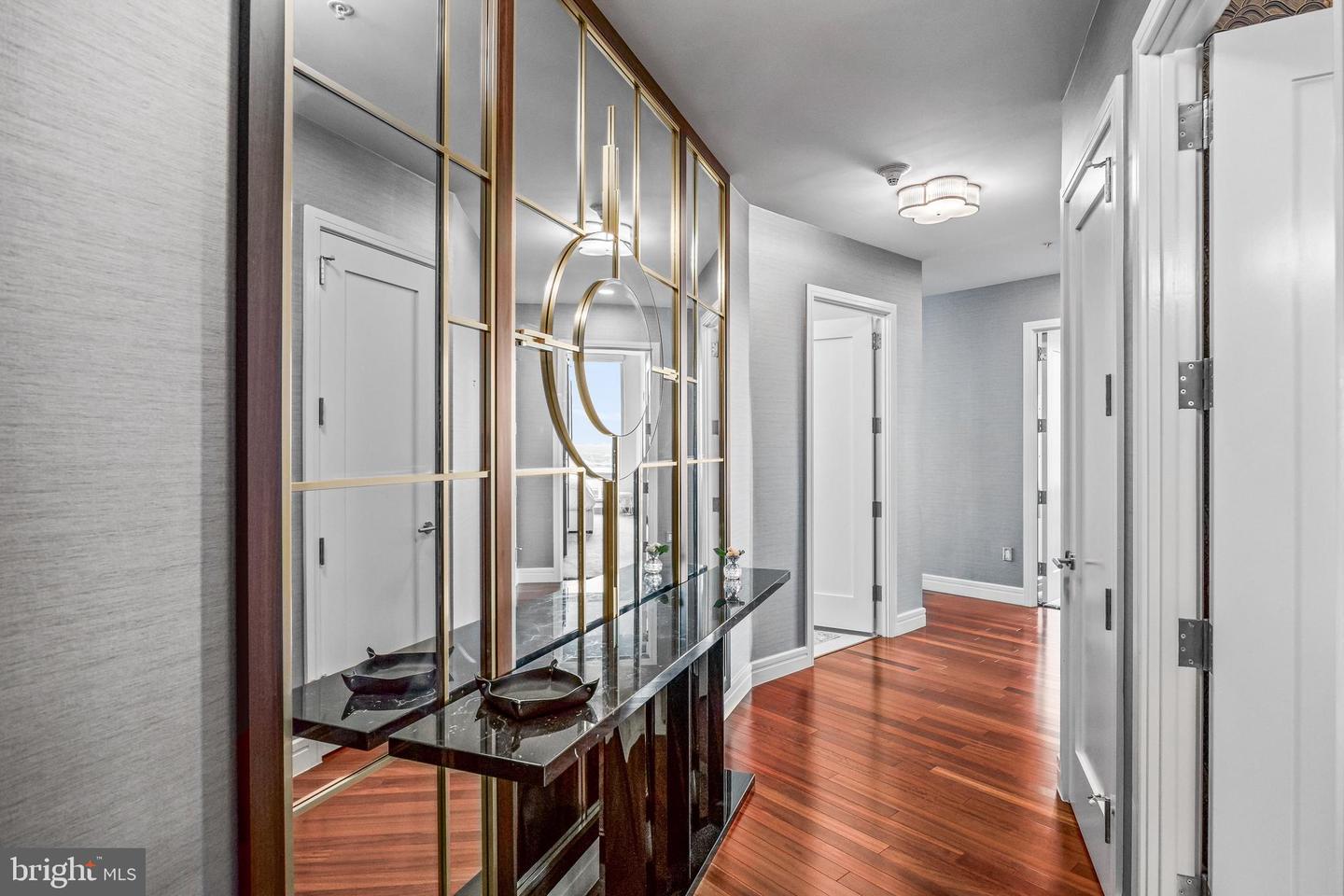 1414 S Penn Sq #36bc Property Photo 17