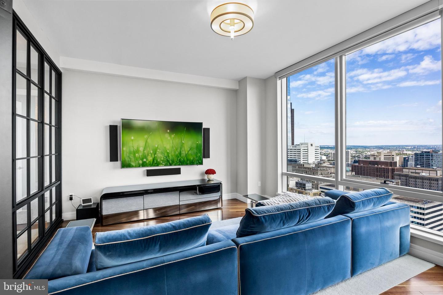 1414 S Penn Sq #36bc Property Photo 19