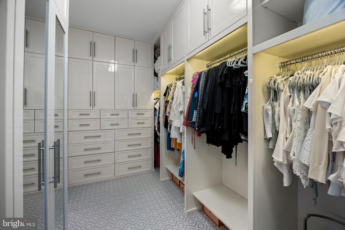 1414 S Penn Sq #36bc Property Photo 32