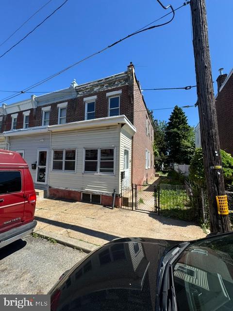 6027 VANDIKE ST Property Photo 1