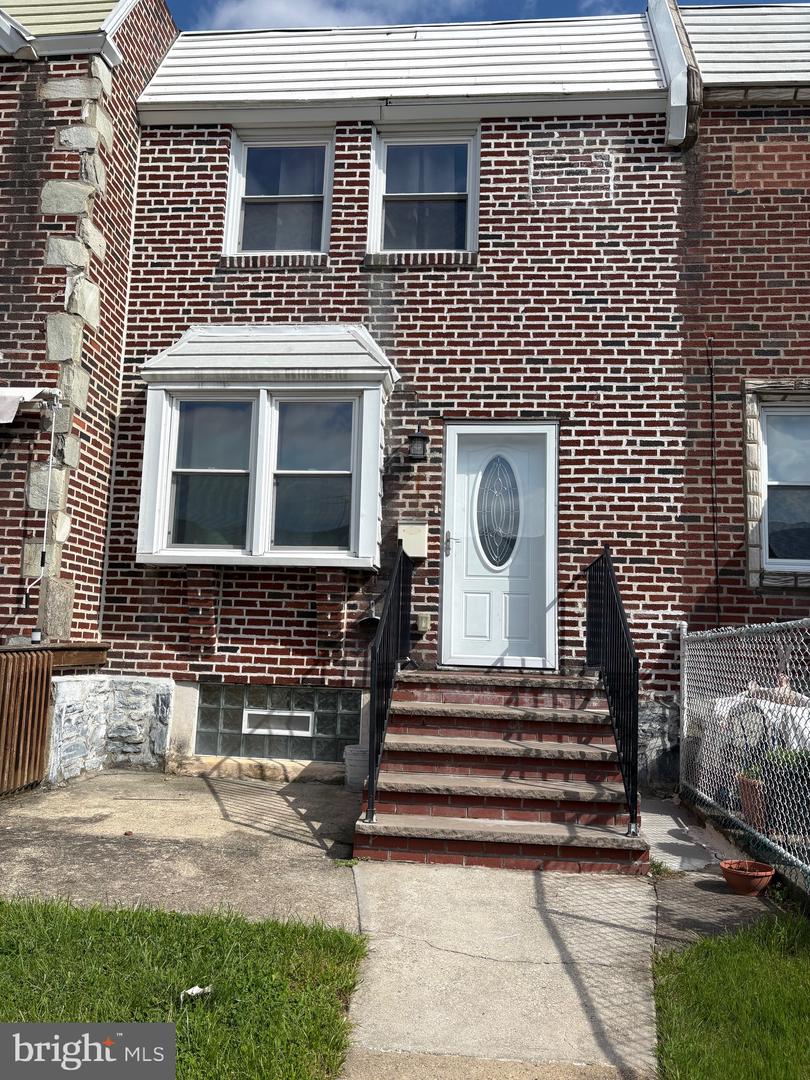 7151 AKRON ST Property Photo 1