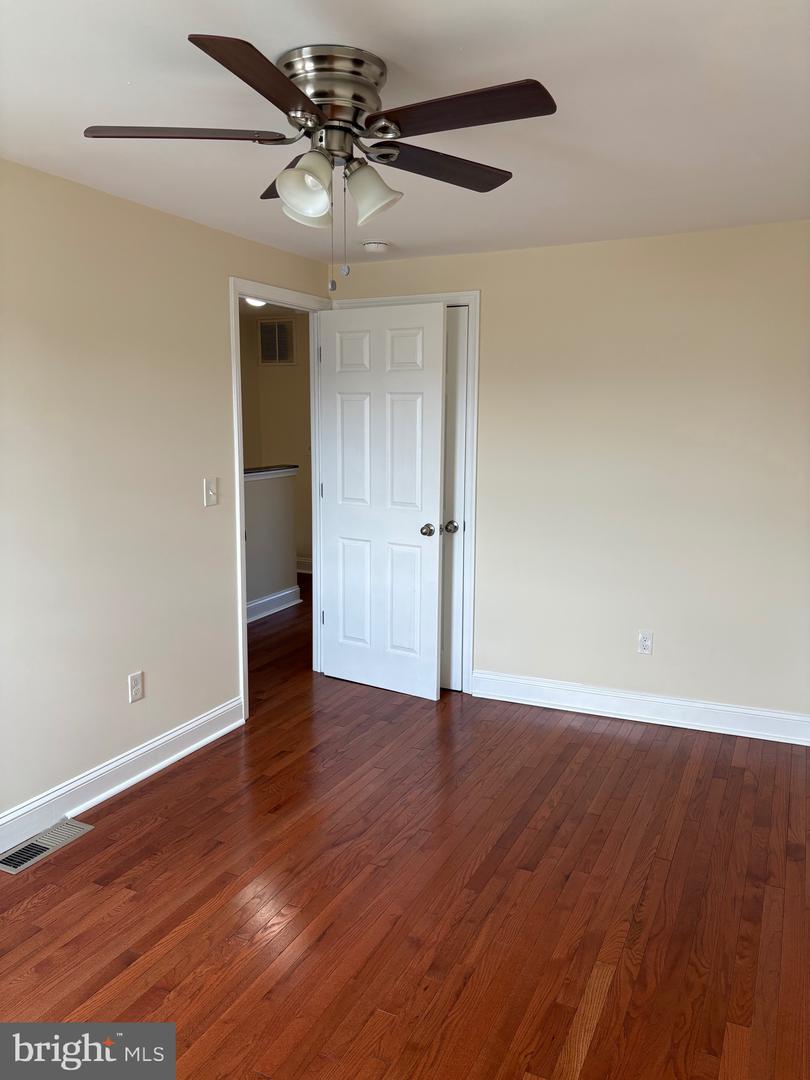 7151 Akron St Property Photo 13