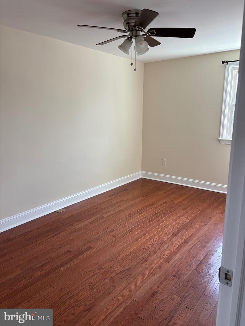 7151 Akron St Property Photo 15