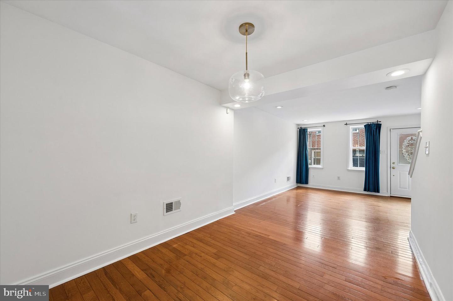 2211 Kimball St Property Photo 11