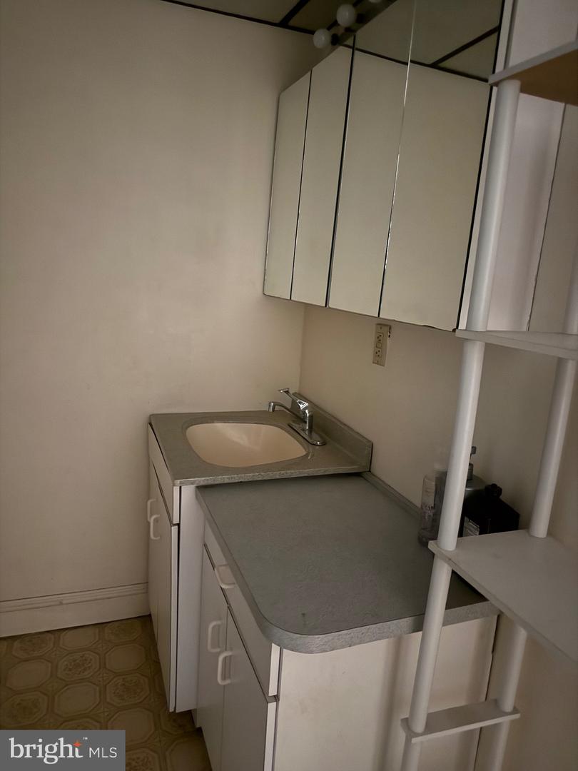 531 Byberry Rd ##1 Property Photo 14