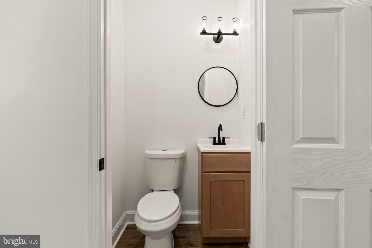 2933 Master Property Photo 16