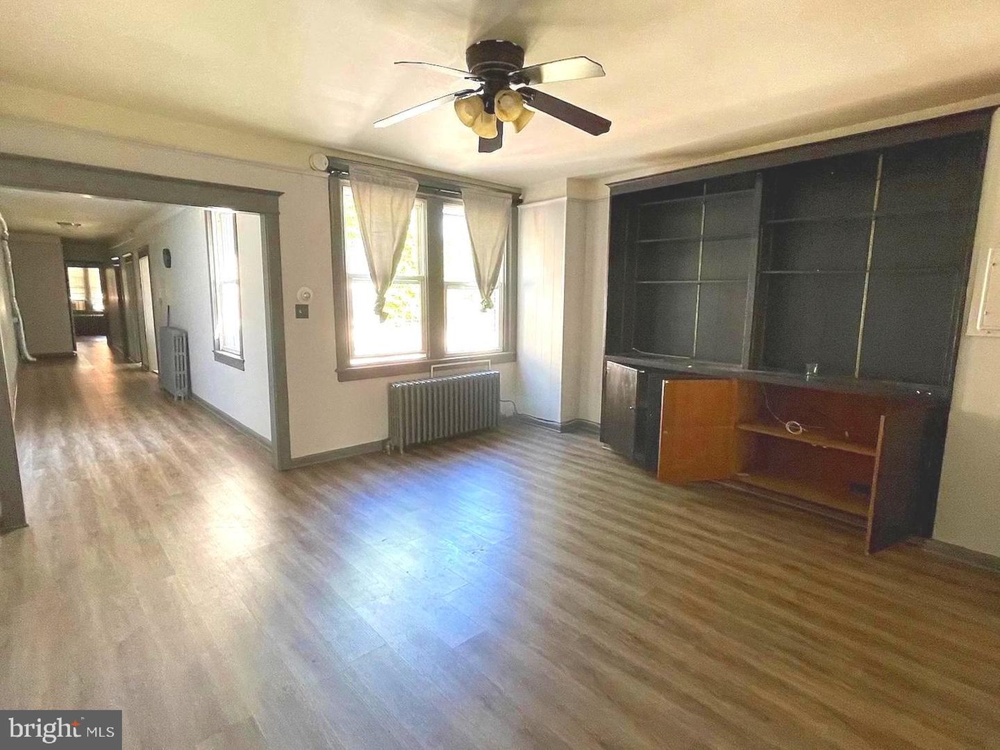 6830 Torresdale Ave Property Photo 7