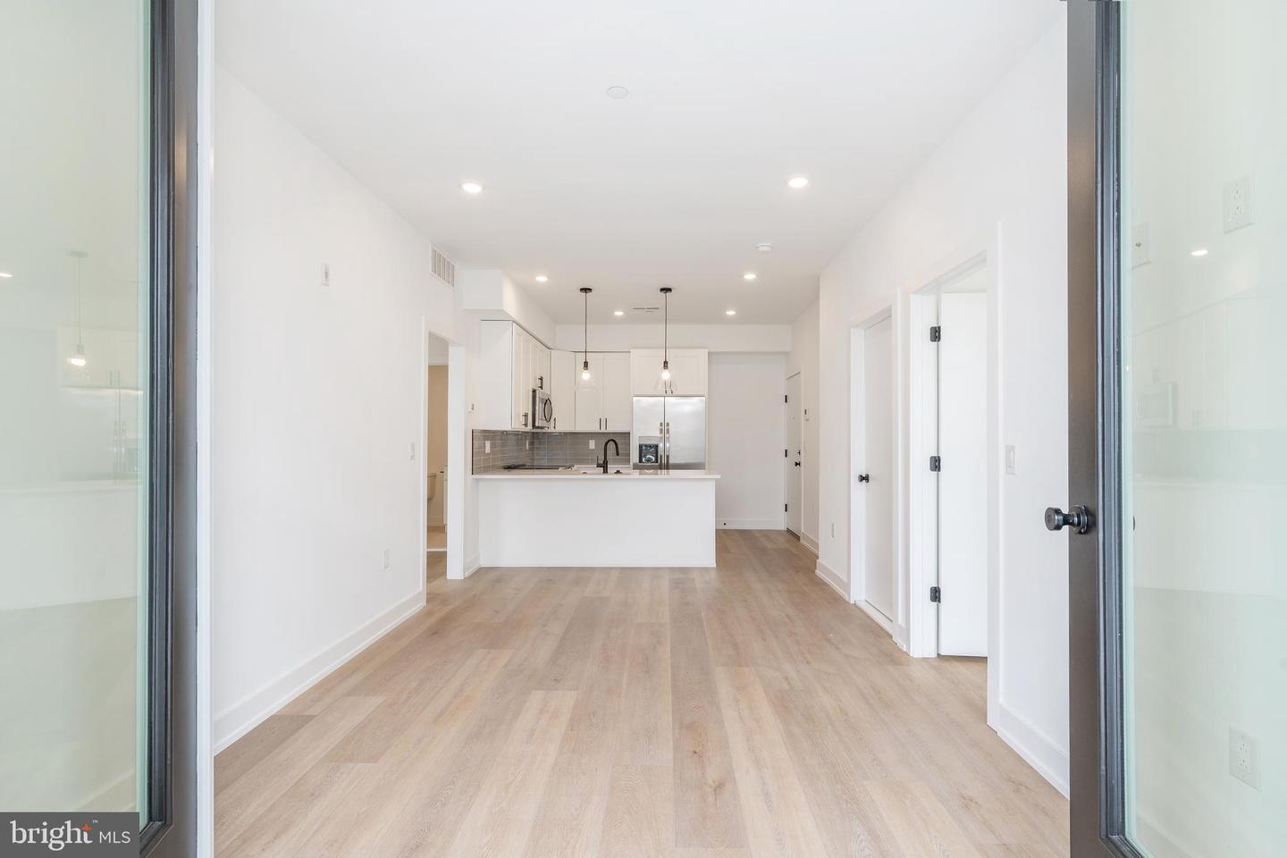 2002 Frankford Ave #201 Property Photo 6