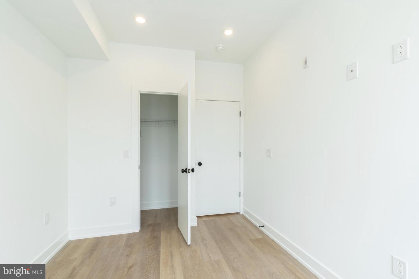2002 Frankford Ave #201 Property Photo 18