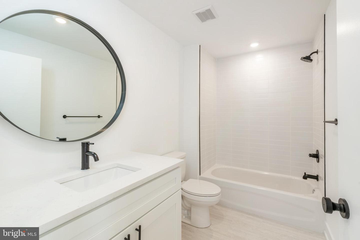 2002 Frankford Ave #201 Property Photo 19