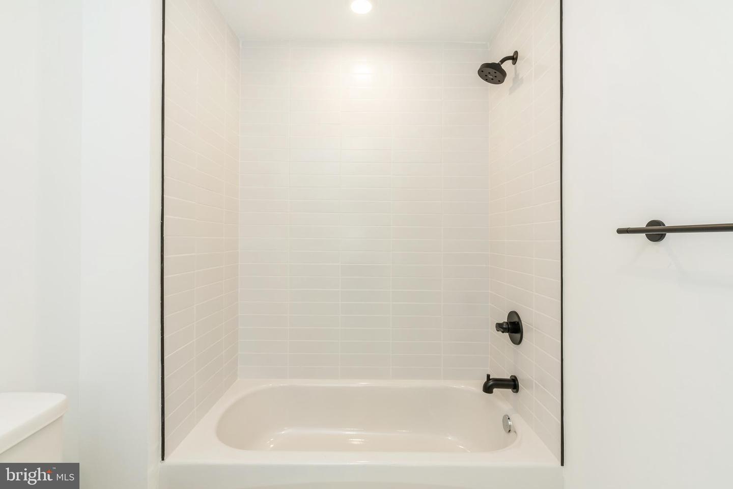2002 Frankford Ave #201 Property Photo 20