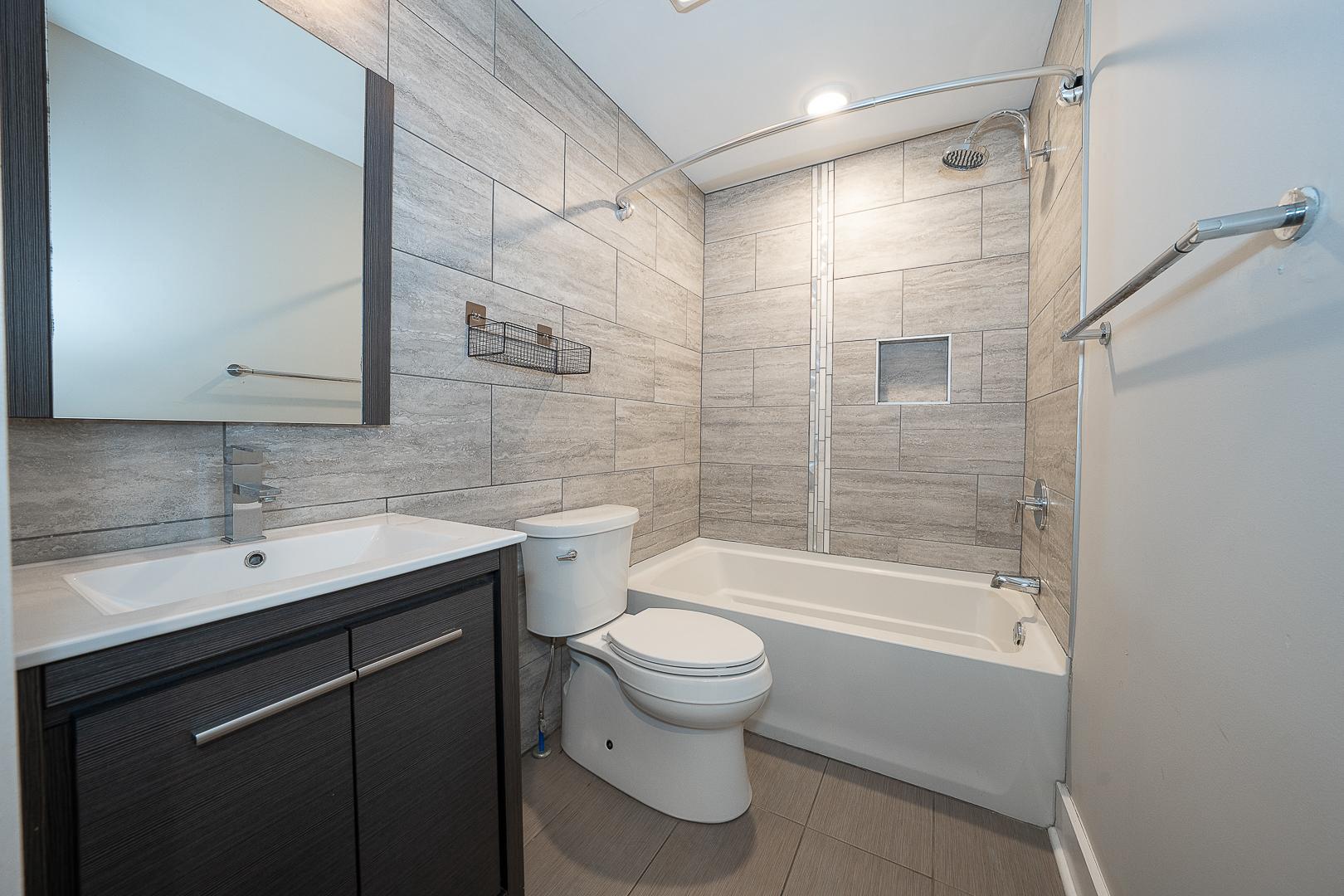 2512 Frankford Ave #1a Property Photo 10