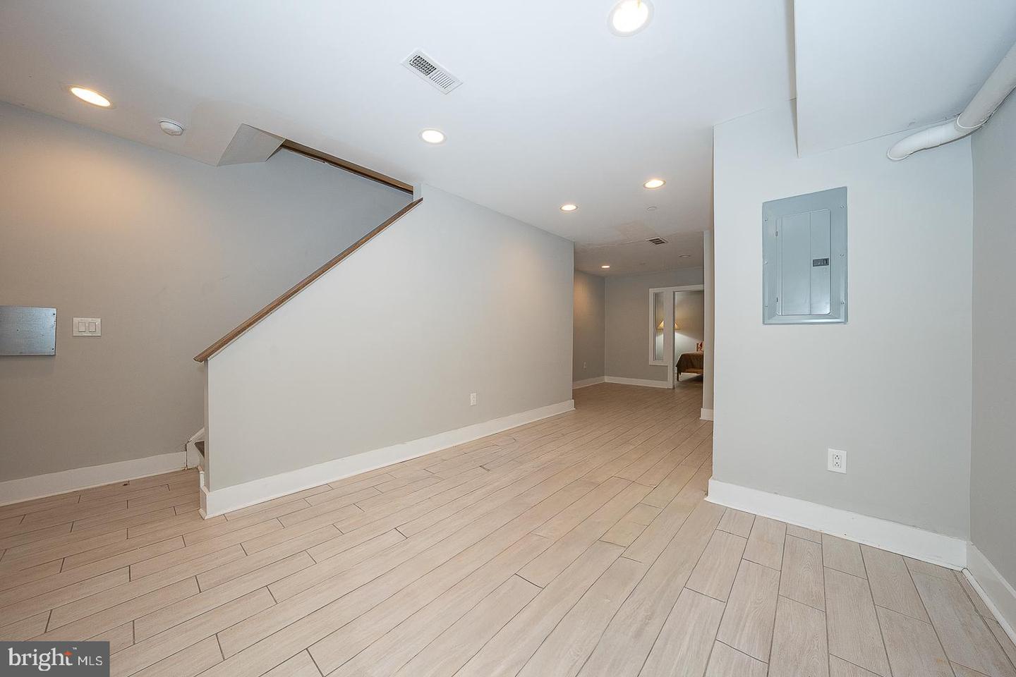 2512 Frankford Ave #1a Property Photo 17