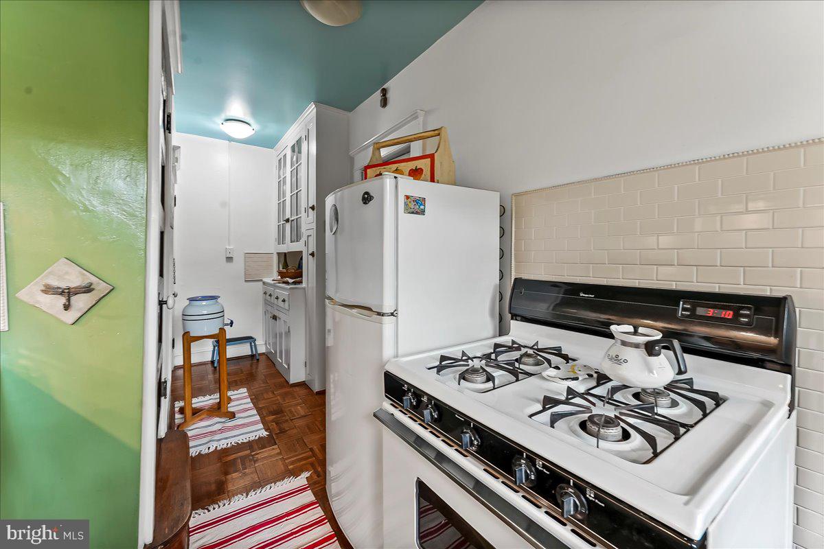 520 Burnham Rd Property Photo 12