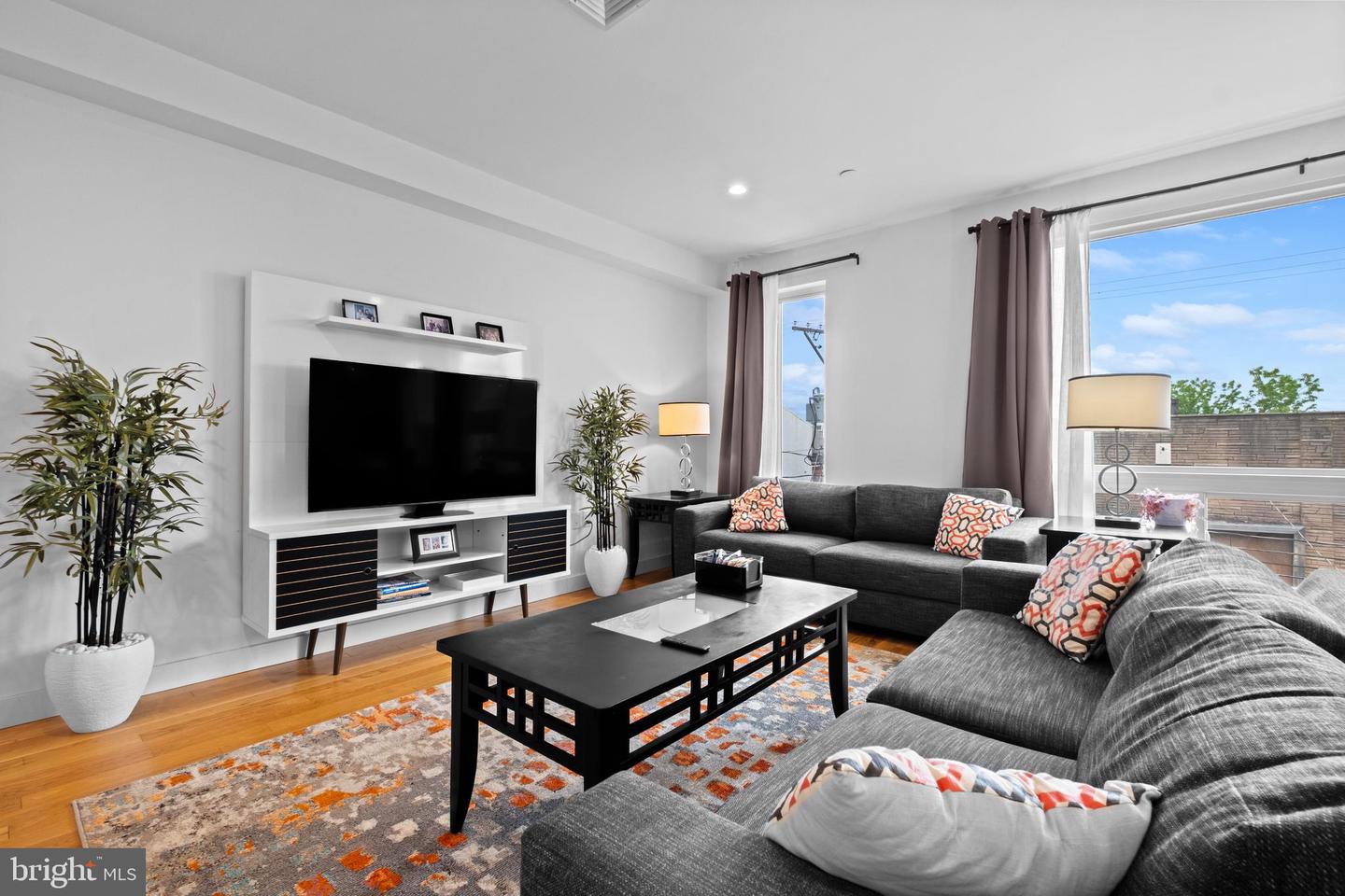 2012-18 Frankford Ave #4b Property Photo 4