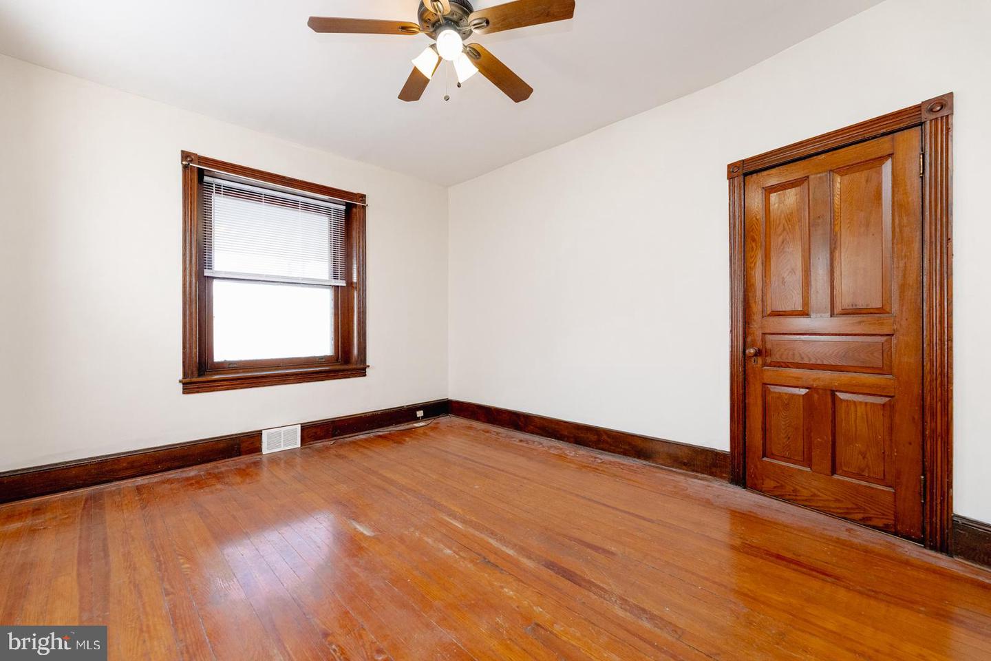 7111 Rising Sun Ave Property Photo 12