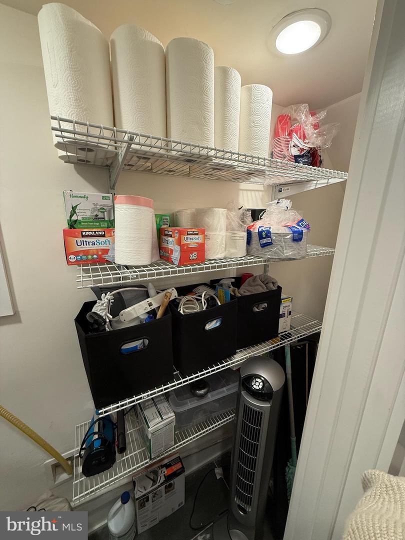 1115 Germantown Ave #1c Property Photo 6