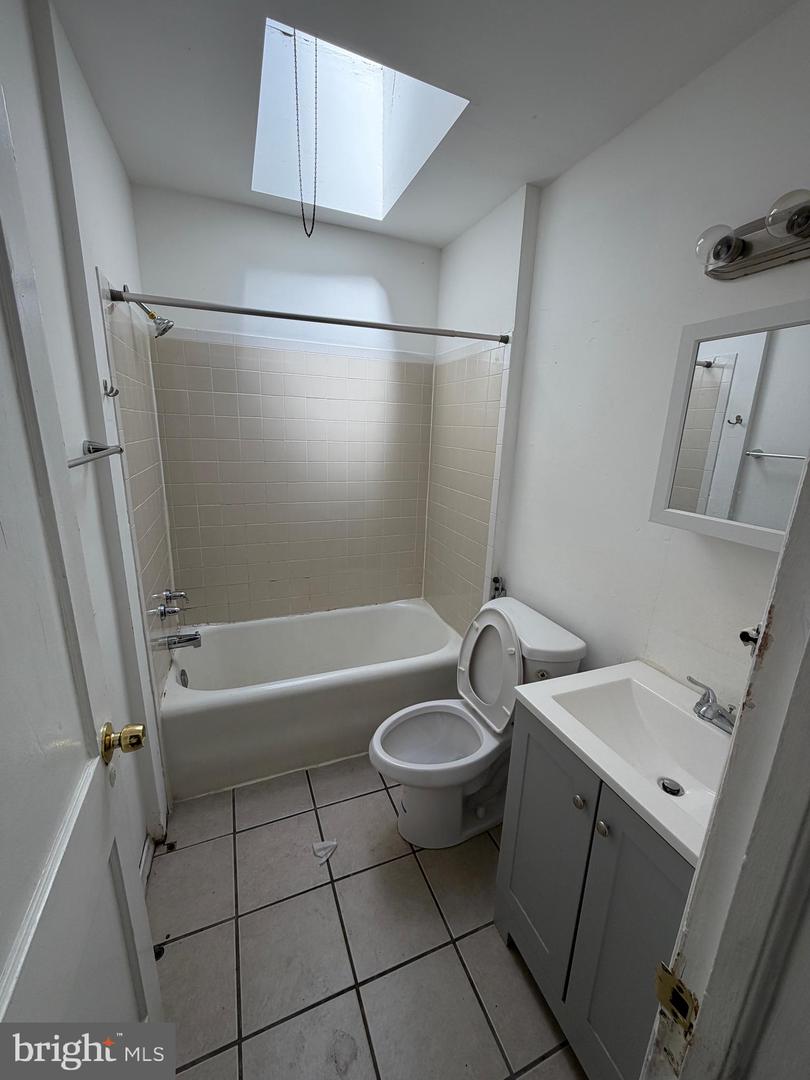 1103-05 Cottman Ave Property Photo 5