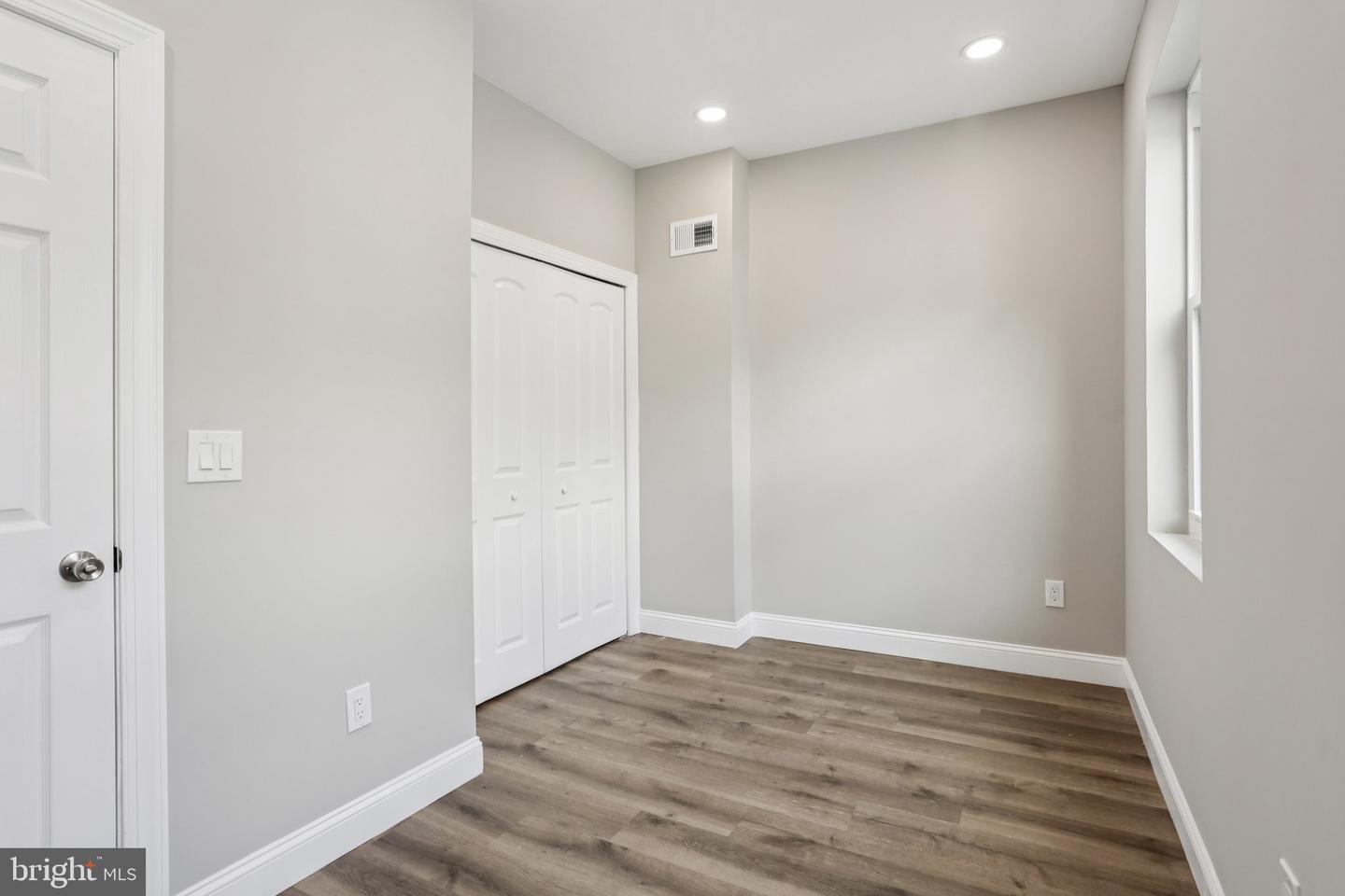 2225 N Waterloo St Property Photo 16