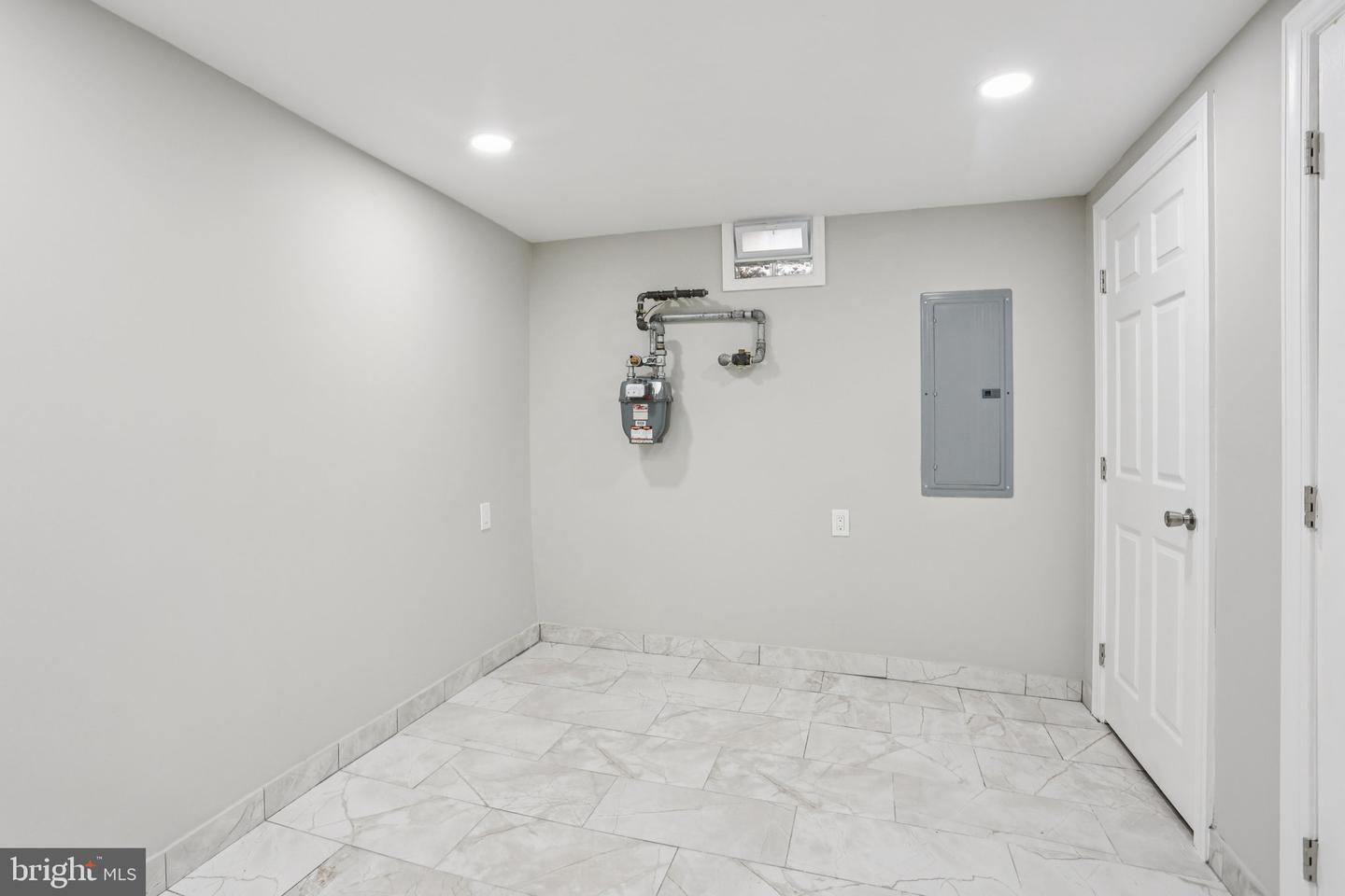 2225 N Waterloo St Property Photo 20