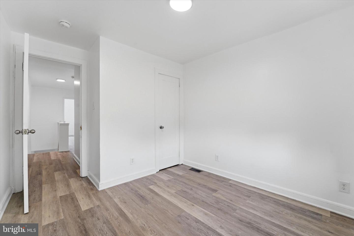 4940 W Stiles St Property Photo 11