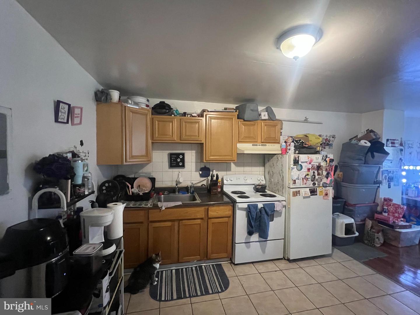 2222 Snyder Ave Property Photo 5