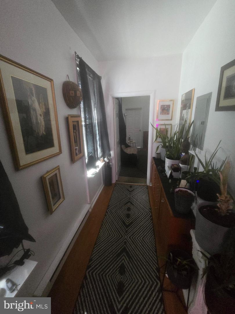 1006 Belmont Ave Property Photo 8