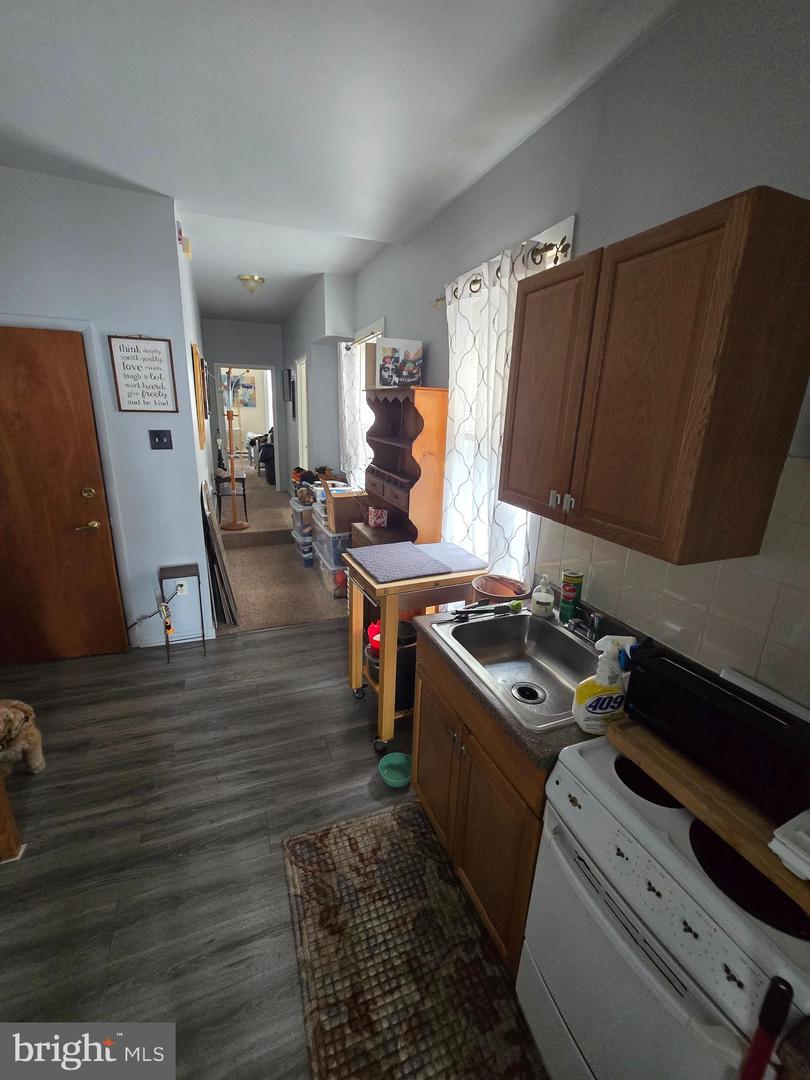1006 Belmont Ave Property Photo 20