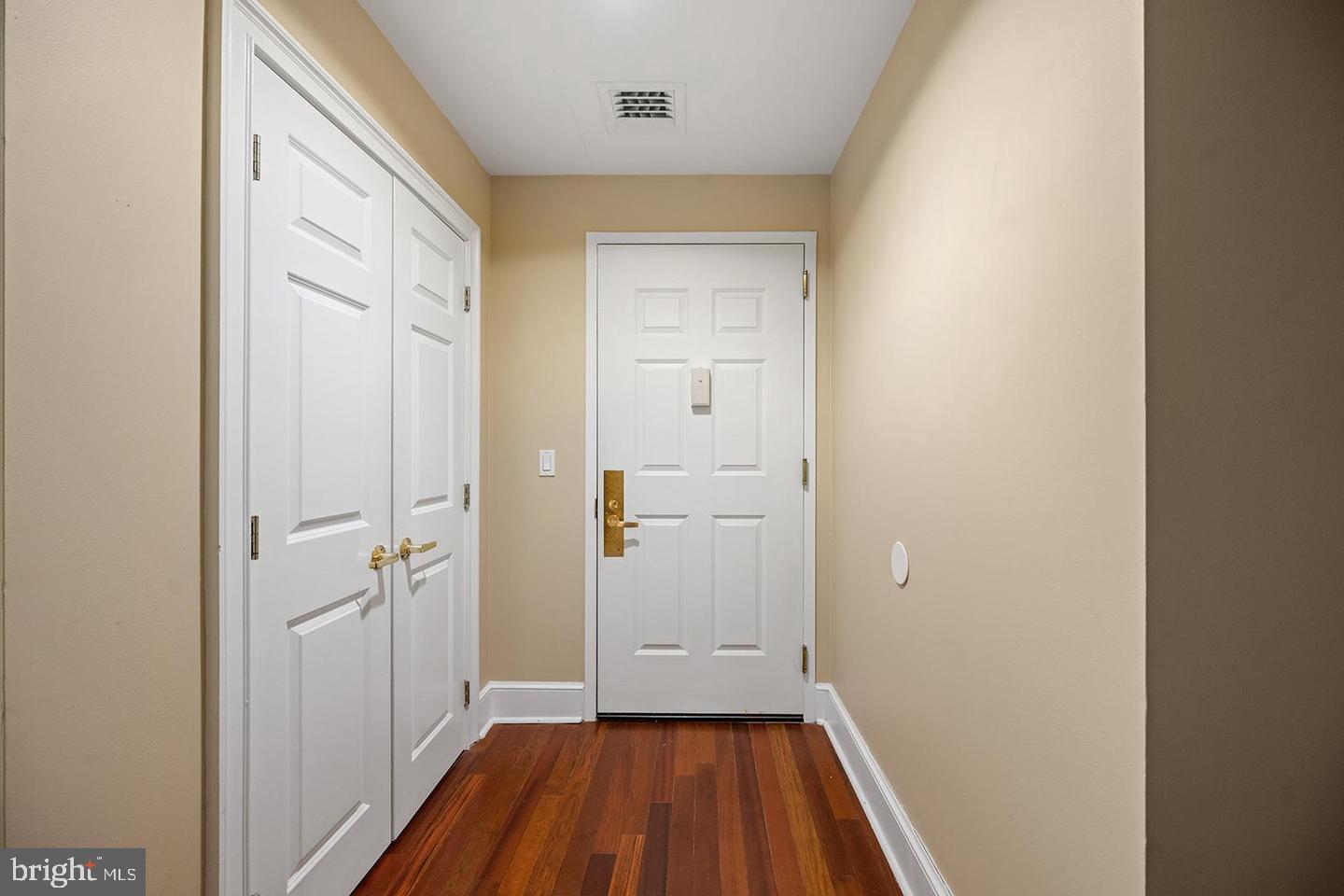 1500 Chestnut St #13e Property Photo 18