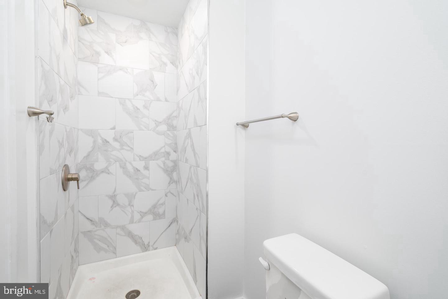 3424 Wallace St Property Photo 9