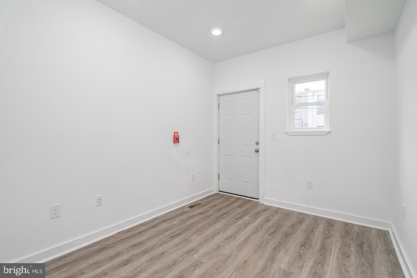 3424 Wallace St Property Photo 15