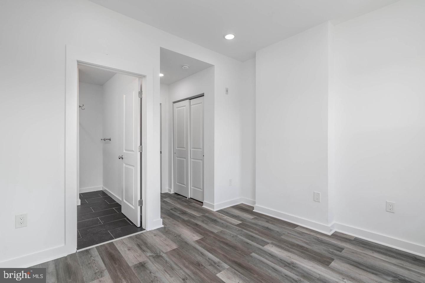 3424 Wallace St Property Photo 29