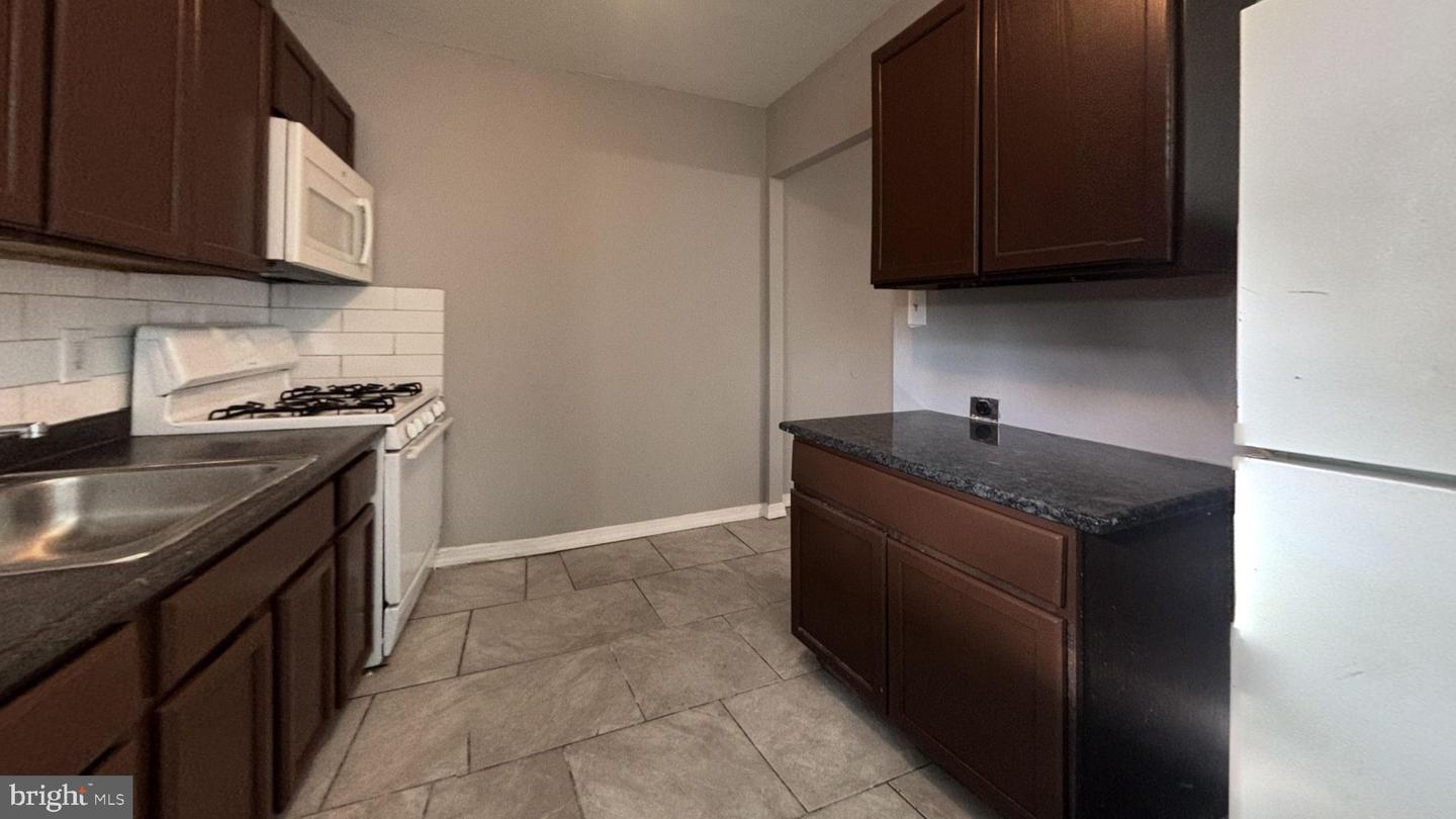 22 Conestoga St Property Photo 6