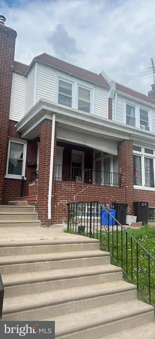 3445 WELLINGTON ST Property Photo 1