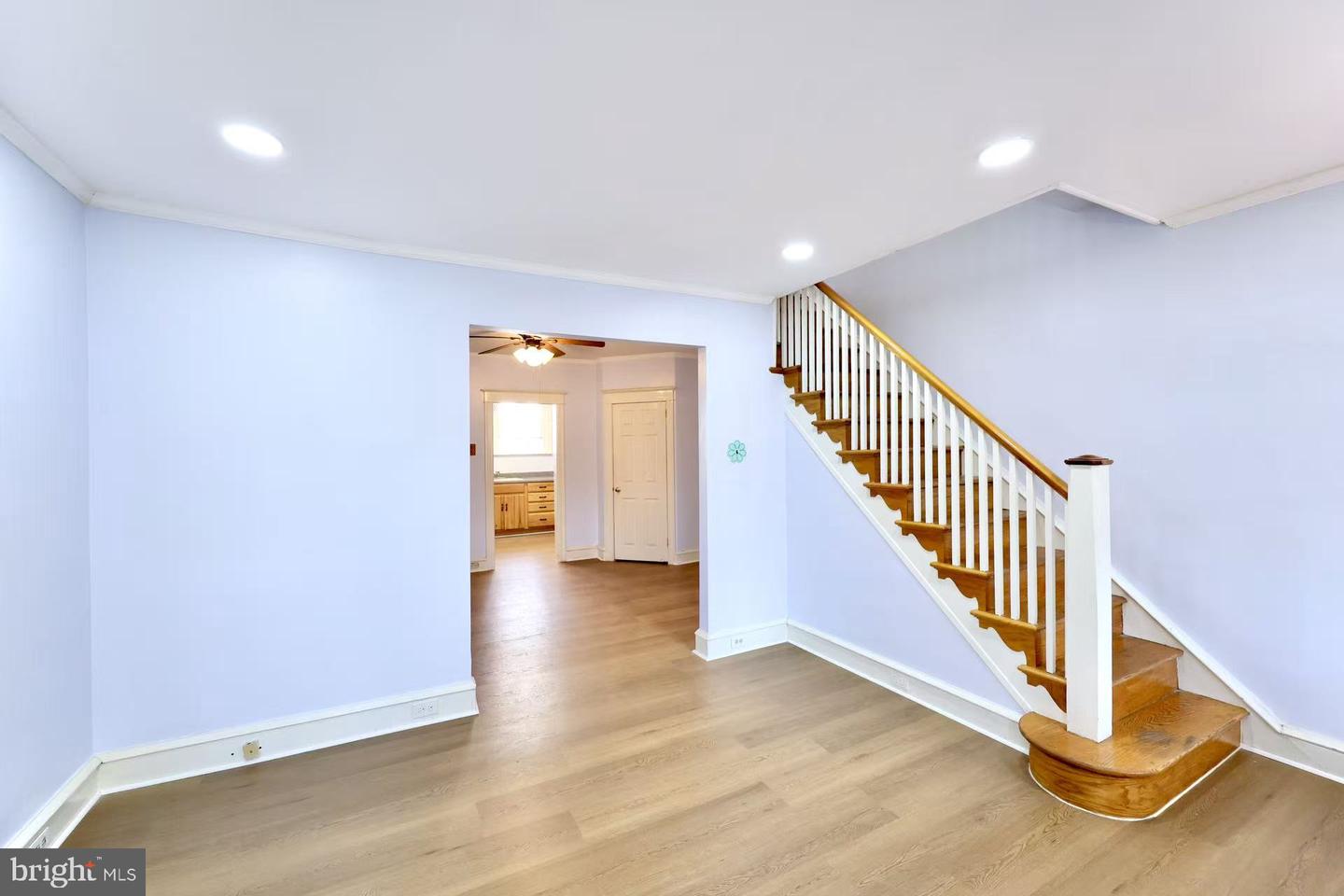 3445 Wellington St Property Photo 6