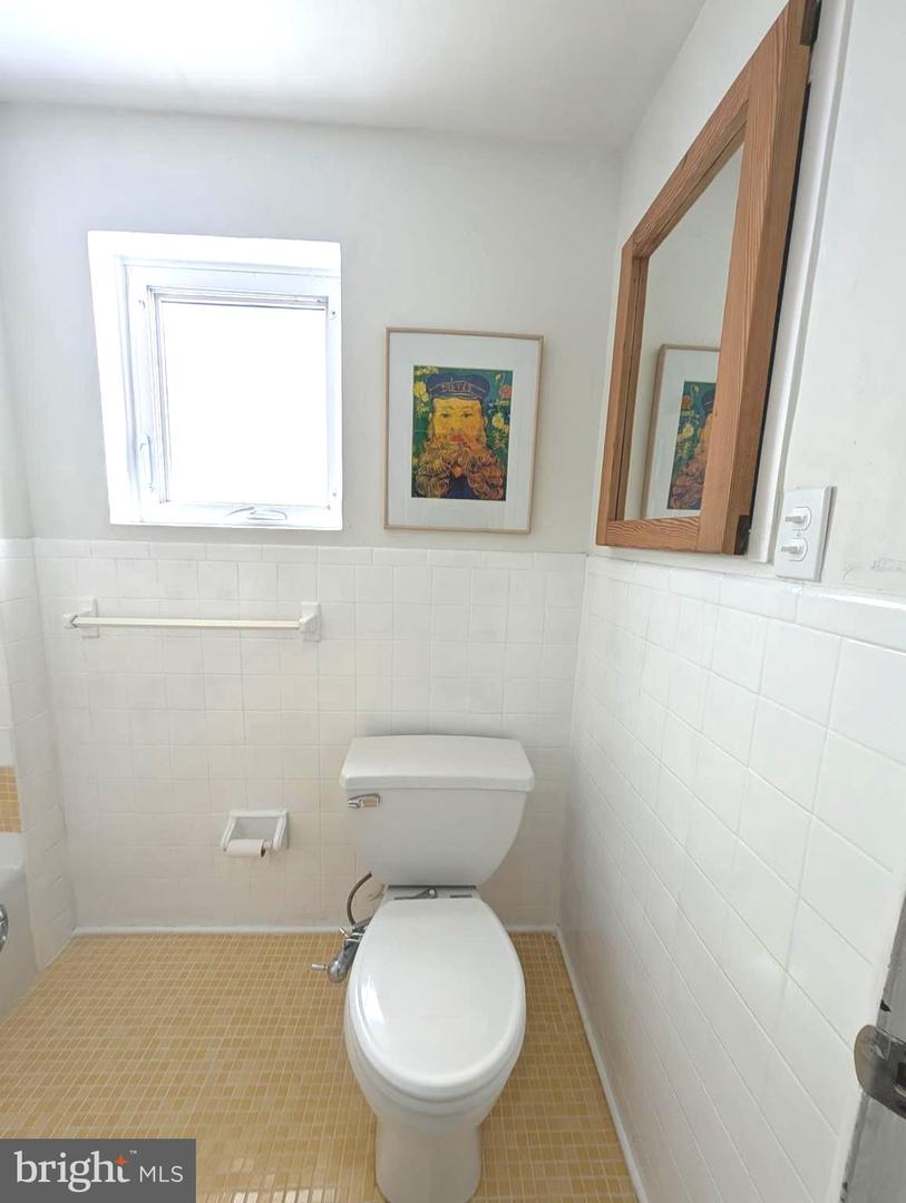 865 N Bambrey St Property Photo 26