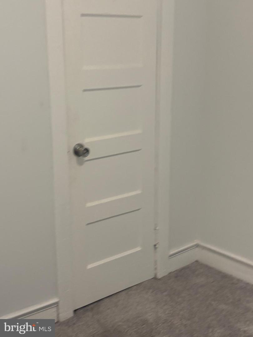 2118 Bridge St Property Photo 17