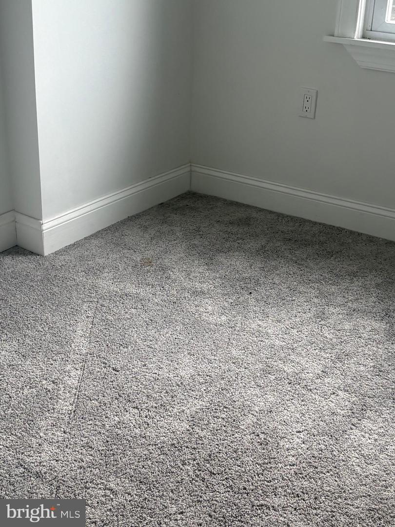 2118 Bridge St Property Photo 20