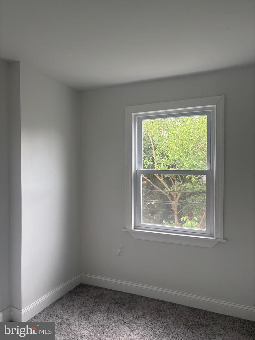 2118 Bridge St Property Photo 21
