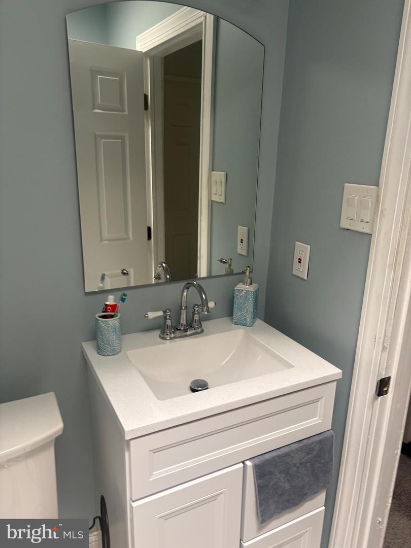 2118 Bridge St Property Photo 26