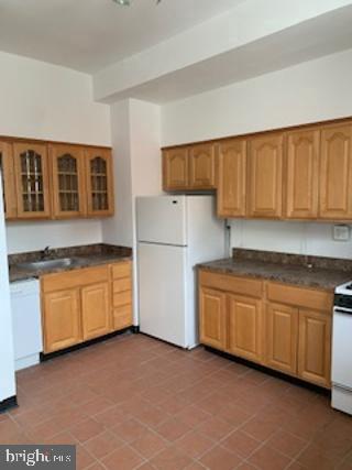 250 S 13th St #6a Property Photo 6