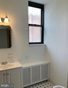 250 S 13th St #6a Property Photo 11