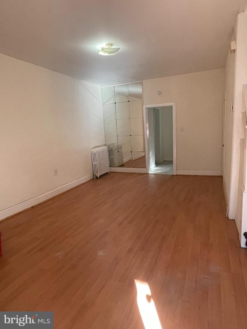 4559 N HICKS ST Property Photo 1