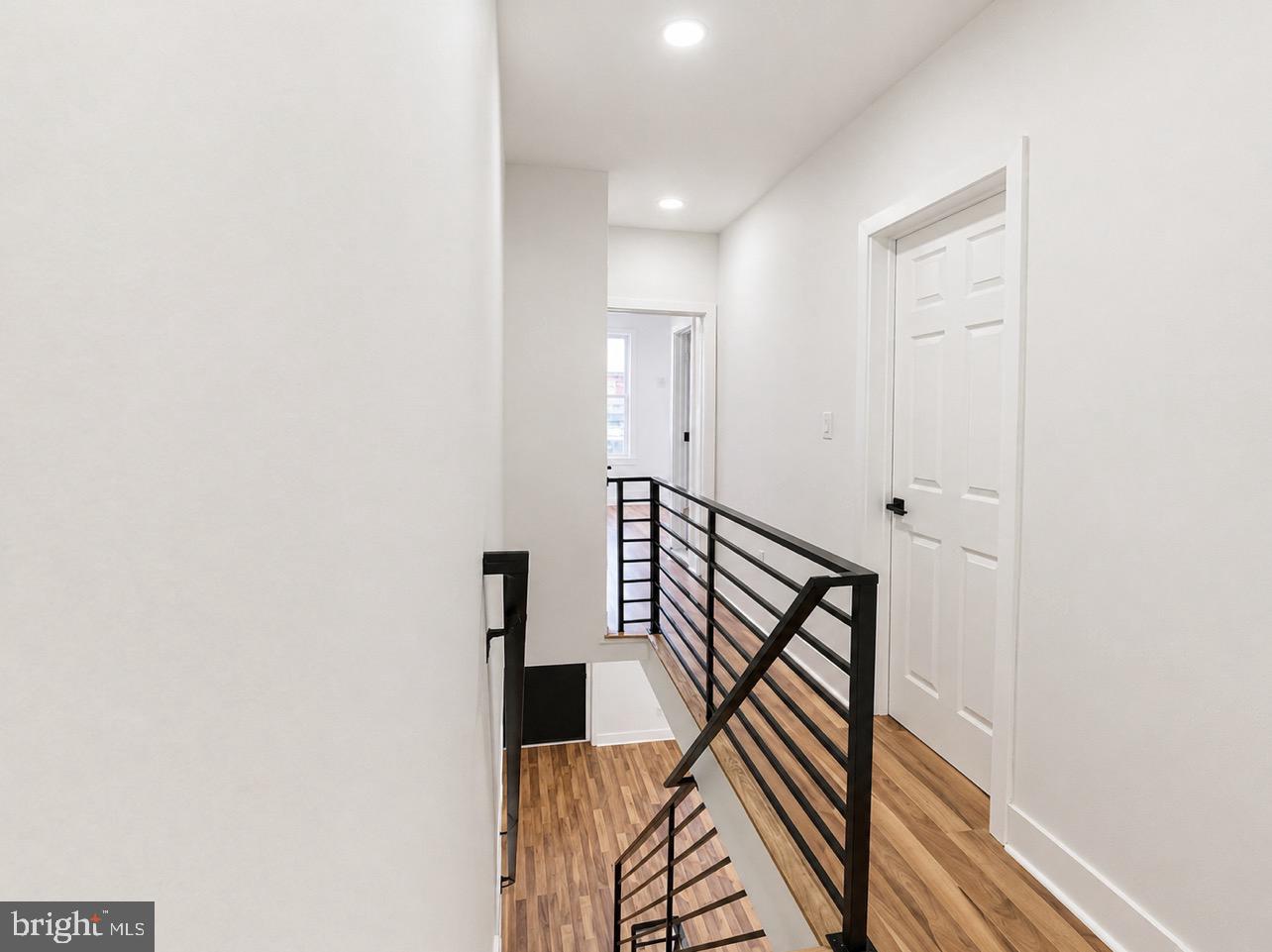 3872 Poplar St Property Photo 15
