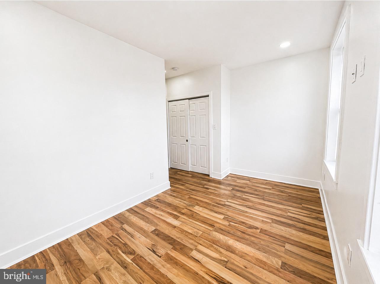 3872 Poplar St Property Photo 20